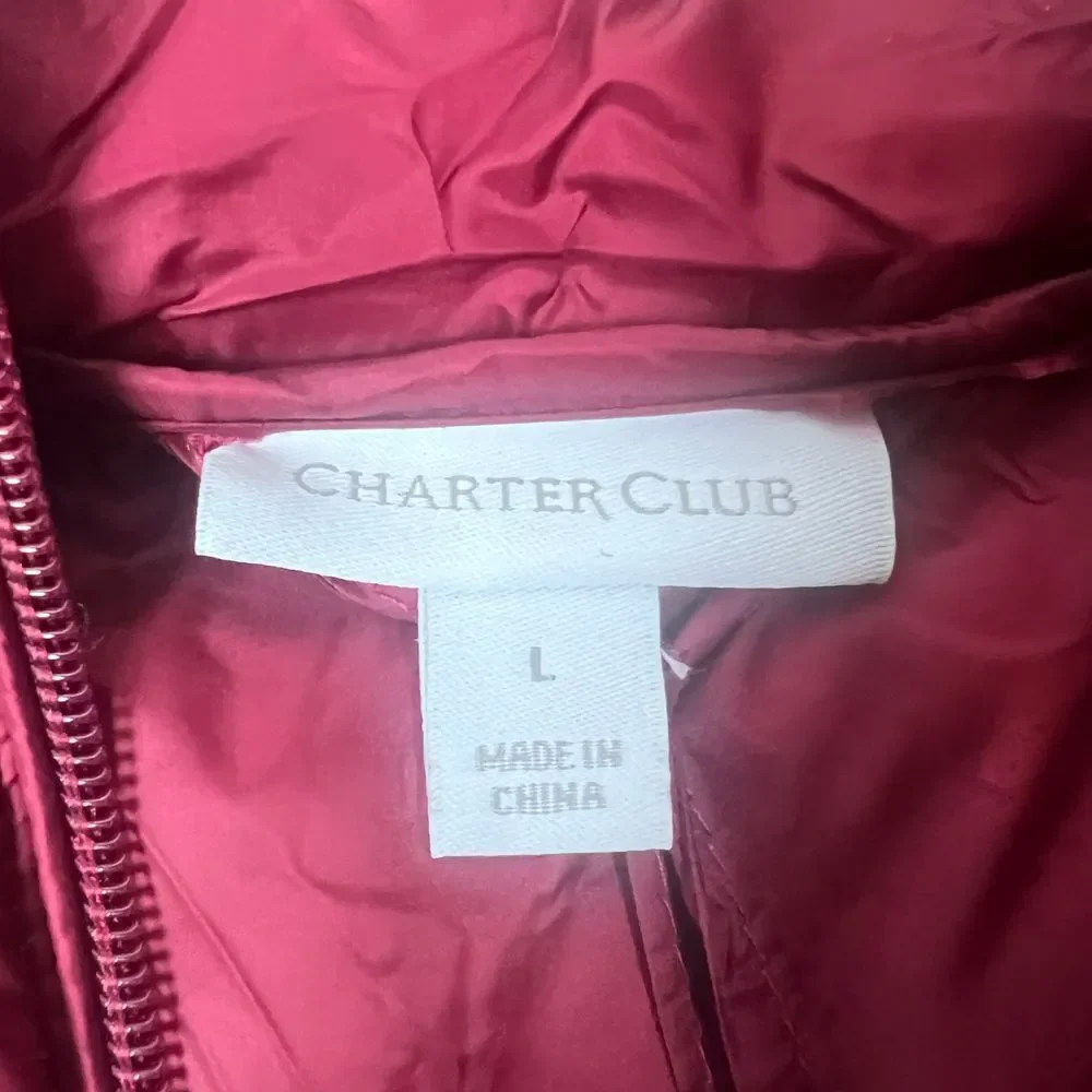 Charter Club Women's Packable Hooded Puffer Vest Garnet Size L - Picture 4 of 9